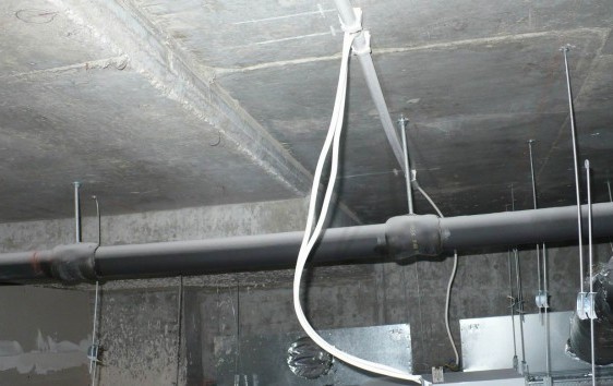 Ekspertyza możliwości otworowania w stropach i posadowienia ciężkiego urządzenia na dachu